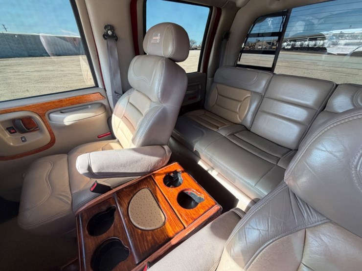 2007-custom-tank-image-22