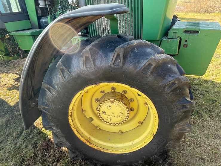 john-deere-4450-image-21
