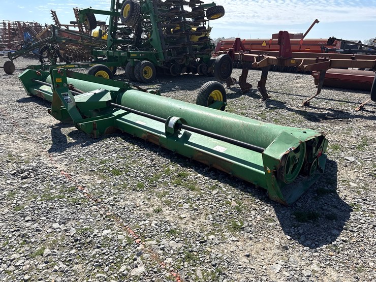 john-deere-520-image-1