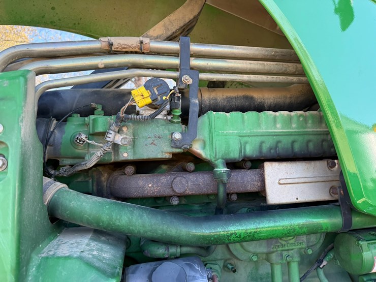 2008-john-deere-8130-image-31