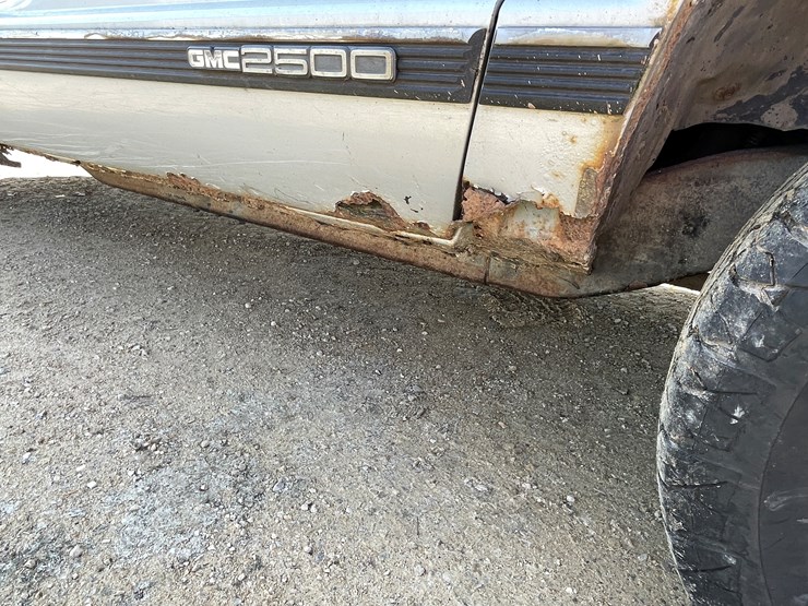 1993-gmc-2500-image-18