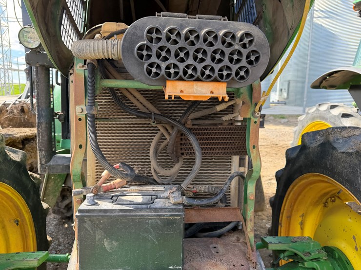 2012-john-deere-6430-image-42