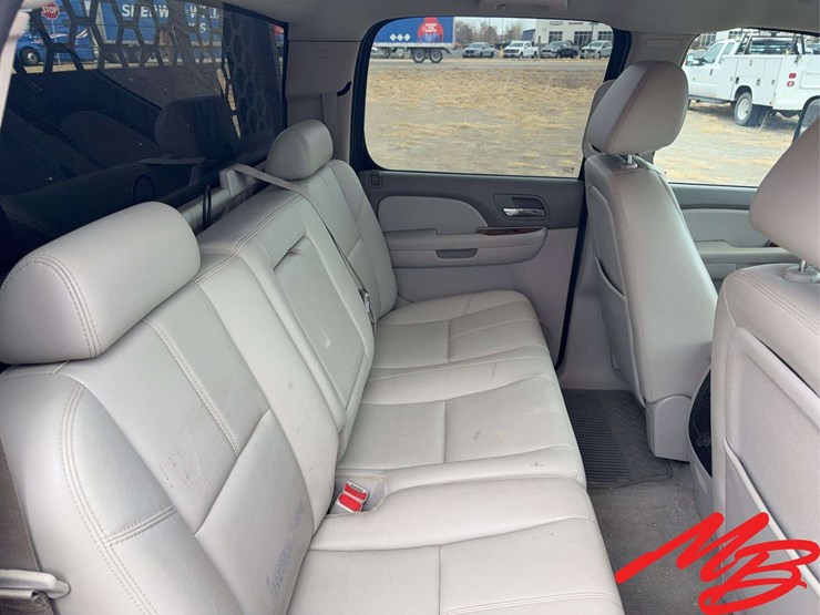 2009-gmc-sierra-2500-image-37