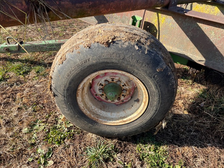 #6035-•-homemade-bale-mover-on-running-gear-image-23