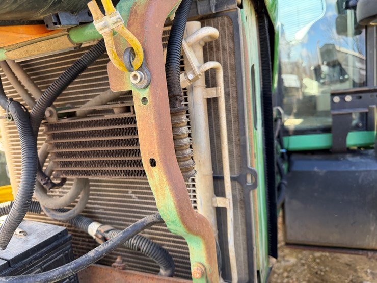 2012-john-deere-6430-image-41