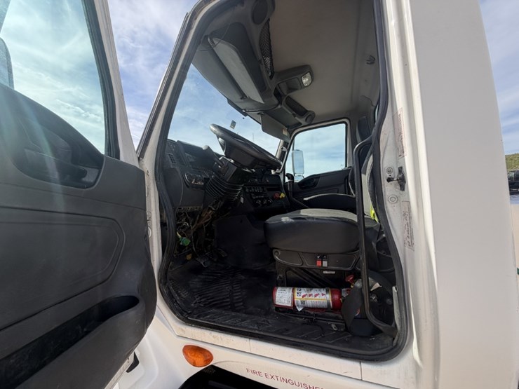 2018-international-lt-image-9