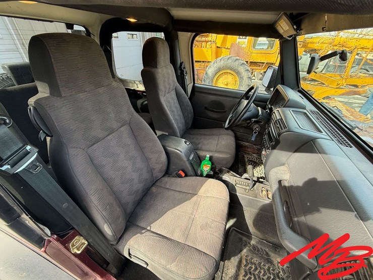 2004-jeep-wrangler-sport-image-35