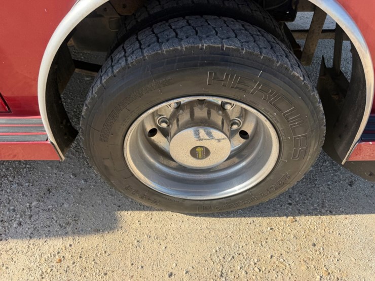 2007-custom-tank-image-12