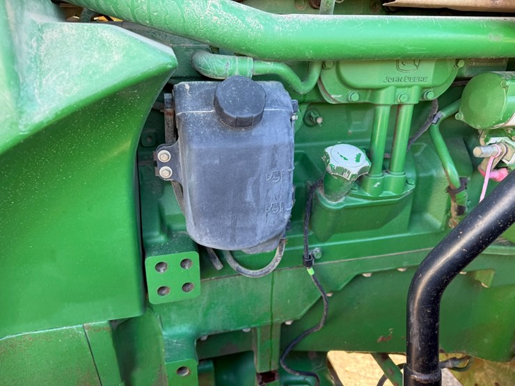 2007-john-deere-8230-image-33