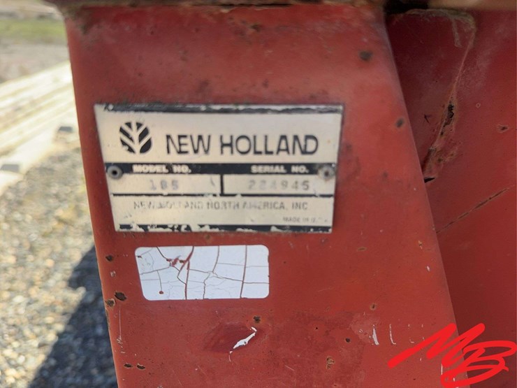 new-holland-195-image-4
