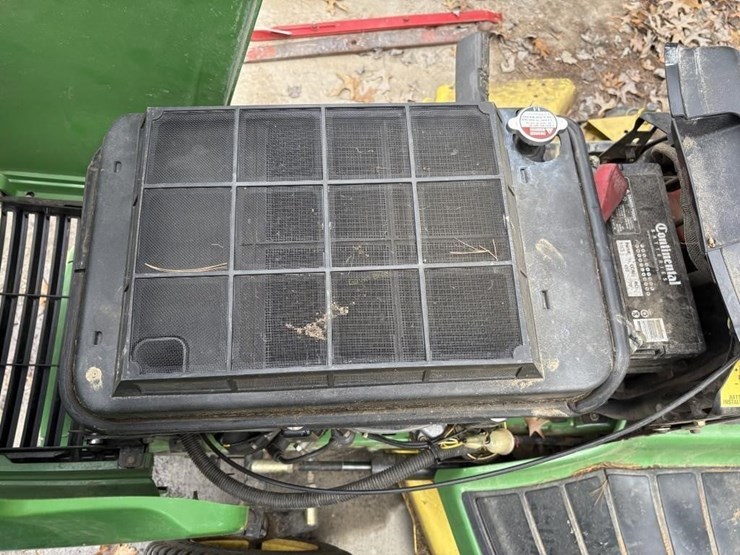 john-deere-345-image-4