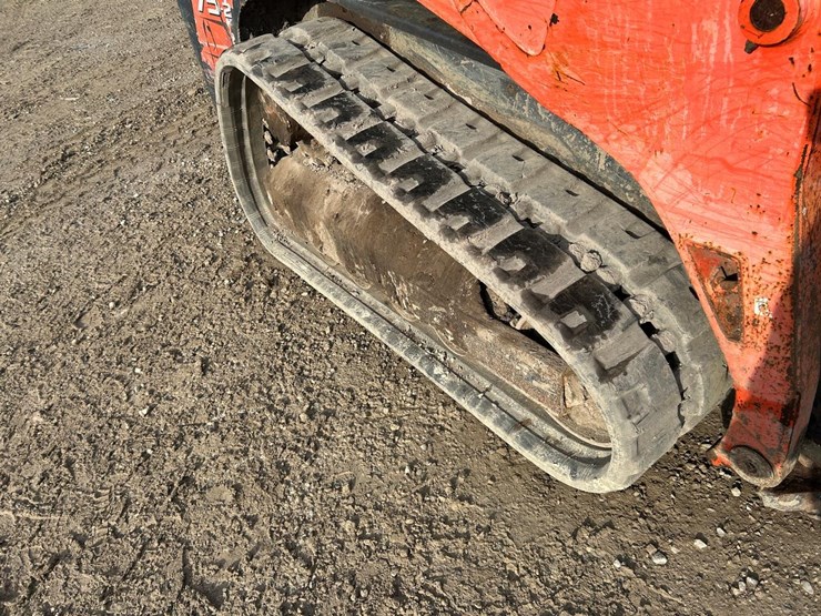 2015-kubota-svl75-2-image-12