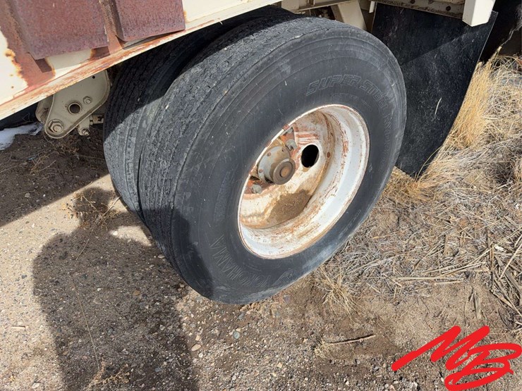 1994-utility-flatbed-image-5