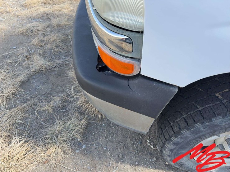 2002-chevrolet-silverado-1500-ls-image-15