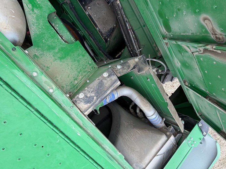 2023-john-deere-s780-image-56