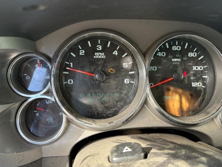 2013-chevrolet-1500-image-16