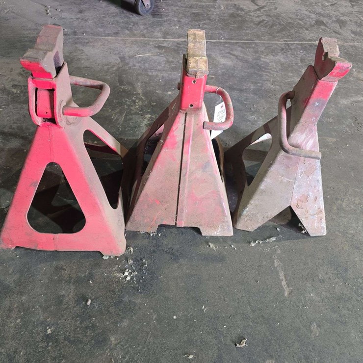 3 Jack Stands