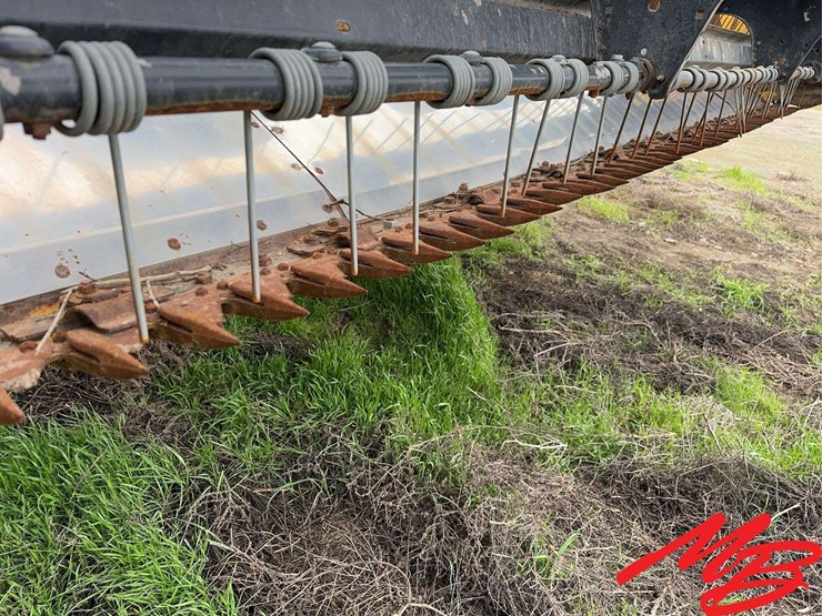 new-holland-h8040-image-16