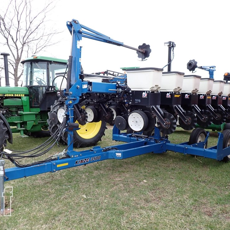 2012 KINZE 3500