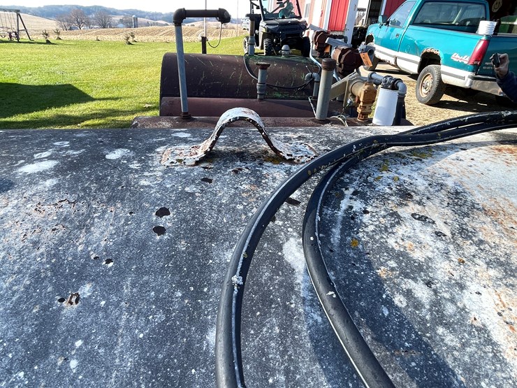 #6042-•-1,000-gallon-fuel-barrel-image-11