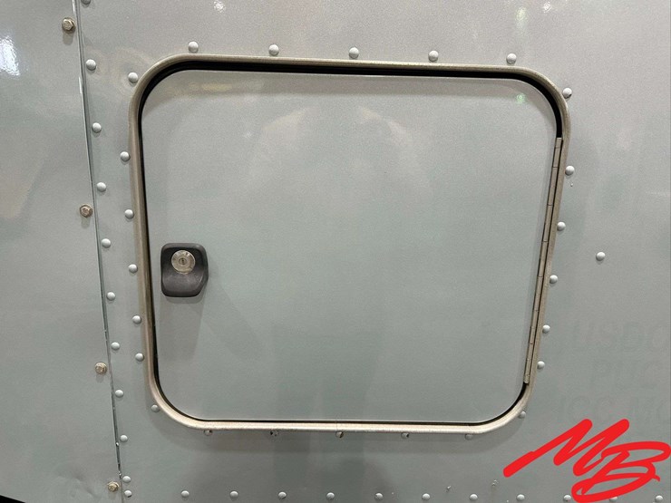 2007-peterbilt-379-image-57