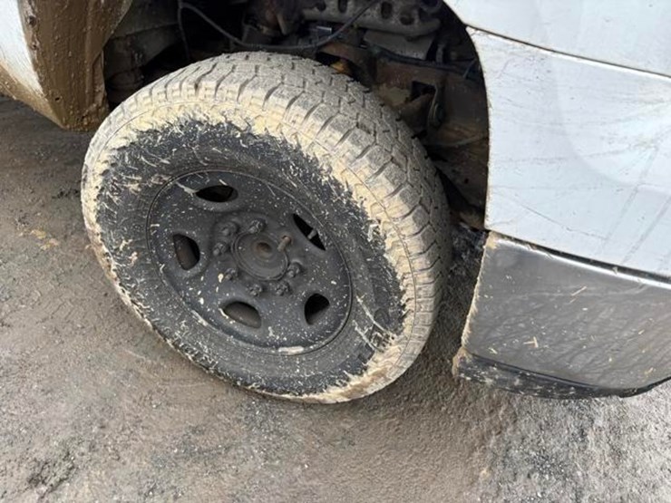 2008-gmc-2500-image-5