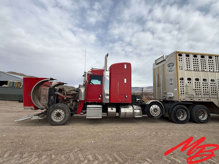 2013-peterbilt-388-image-7