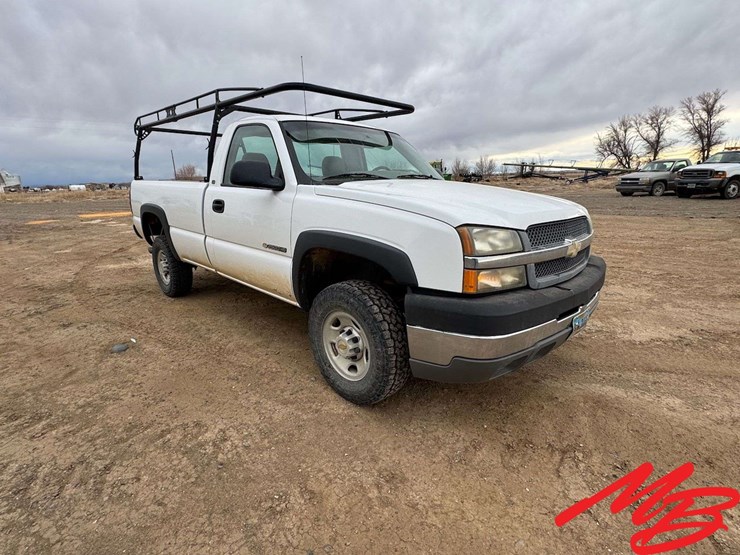 2003-chevrolet-silverado-2500-image-3