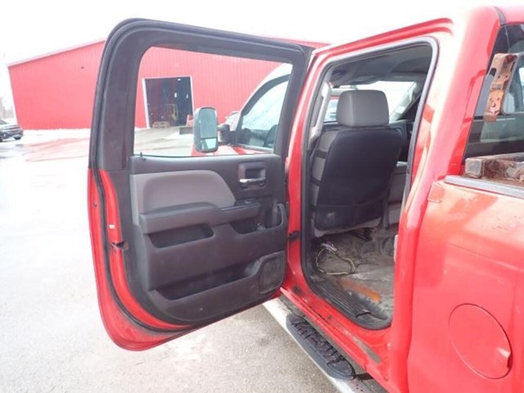 2019-chevrolet-silverado-3500hd-image-46