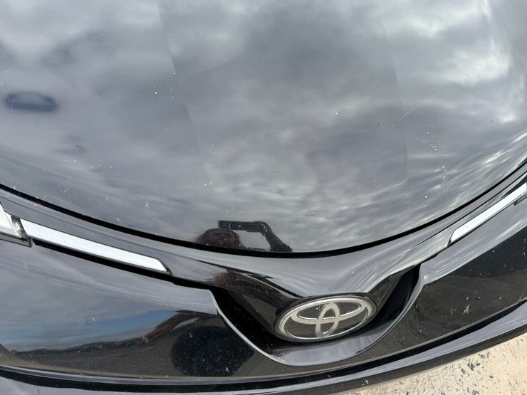 2018-toyota-rav4-image-17
