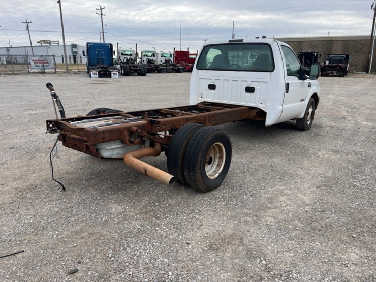 2004-ford-f350-image-5