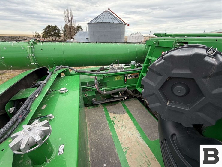 2023-john-deere-s780-image-49