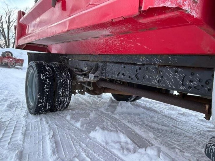 2015-ford-f550-xl-image-48