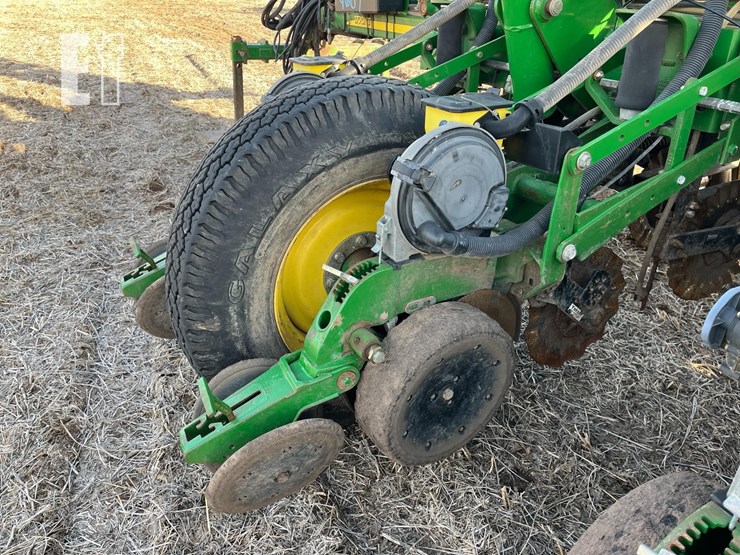john-deere-1770nt-image-9