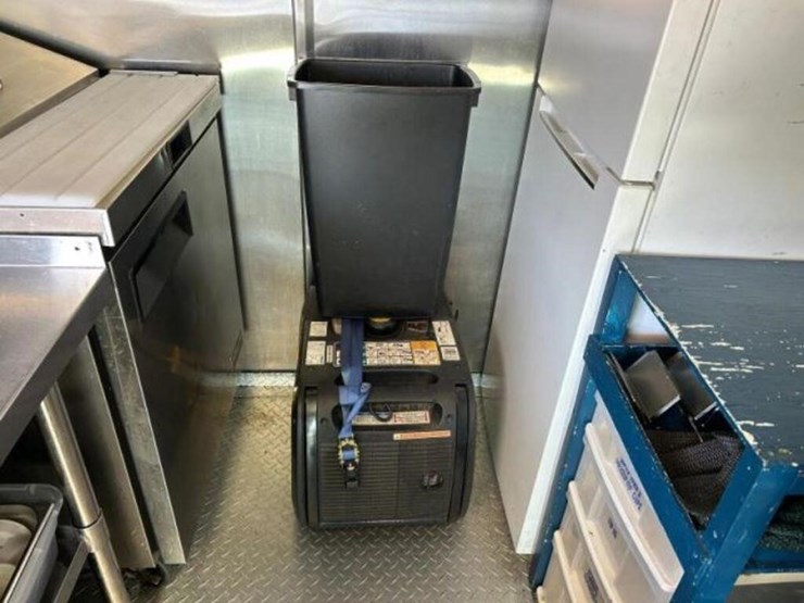 2007-ford-l-image-41