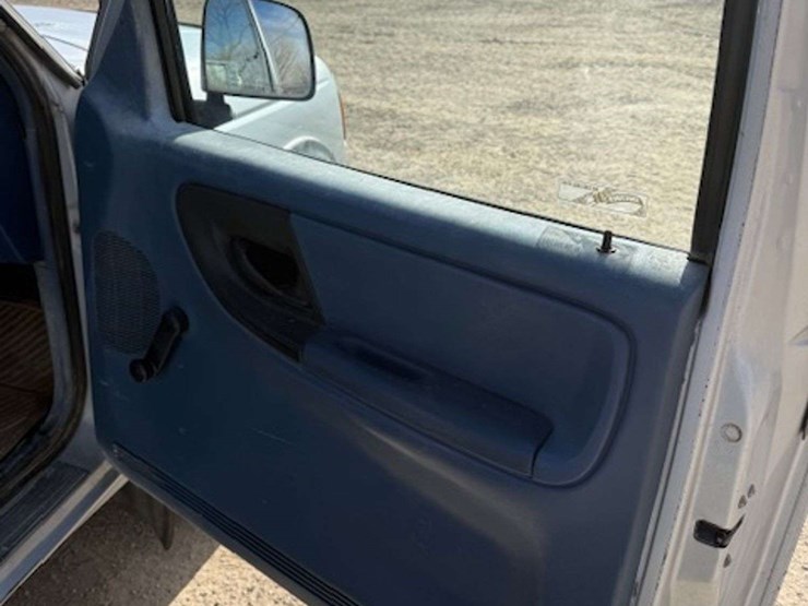 1993-ford-ranger-xl-image-15