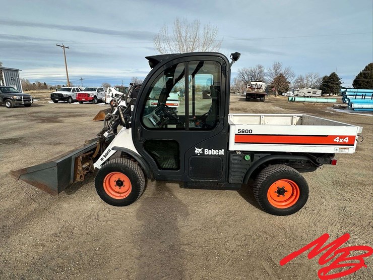 2007-bobcat-toolcat-5600-image-9