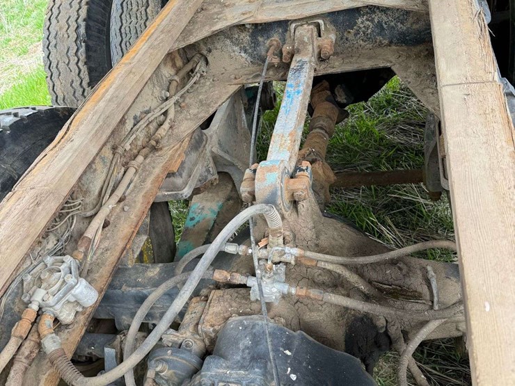 peterbilt-362-image-29