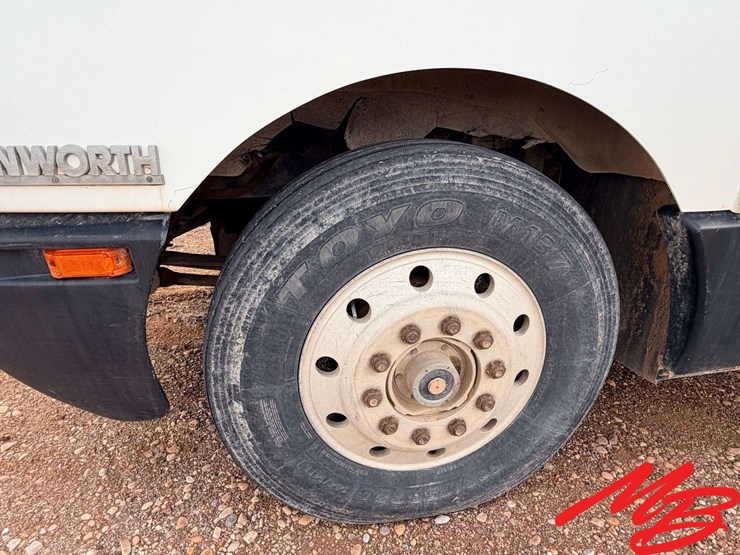 1993-kenworth-t600-image-13