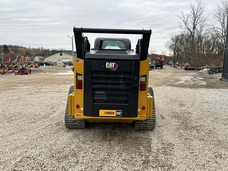 2023-caterpillar-299d3-image-3