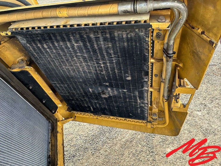 deere-ct322-image-12