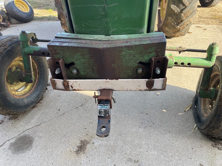 john-deere-4010-image-27