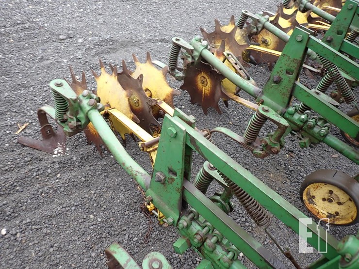 john-deere-85-image-5