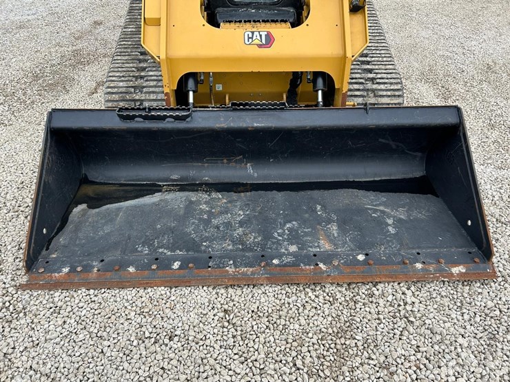 2023-caterpillar-299d3-image-9