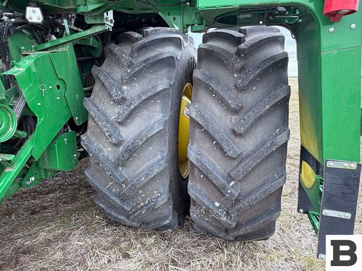 2023-john-deere-s780-image-12