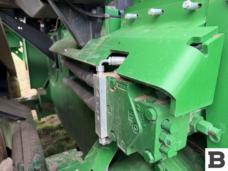 2021-john-deere-9570rt-image-47