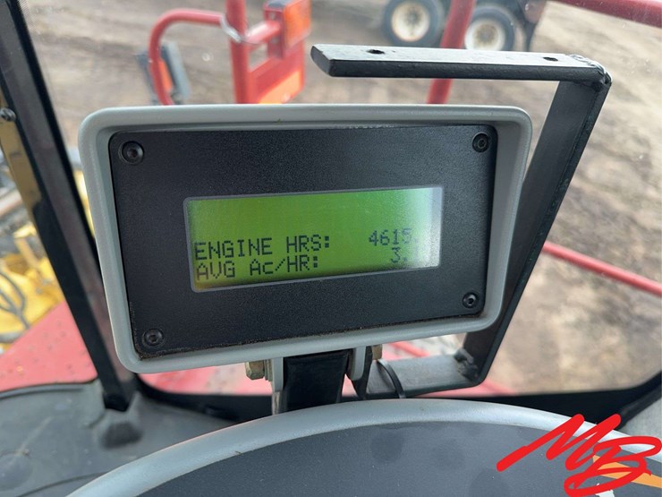 new-holland-h8040-image-27