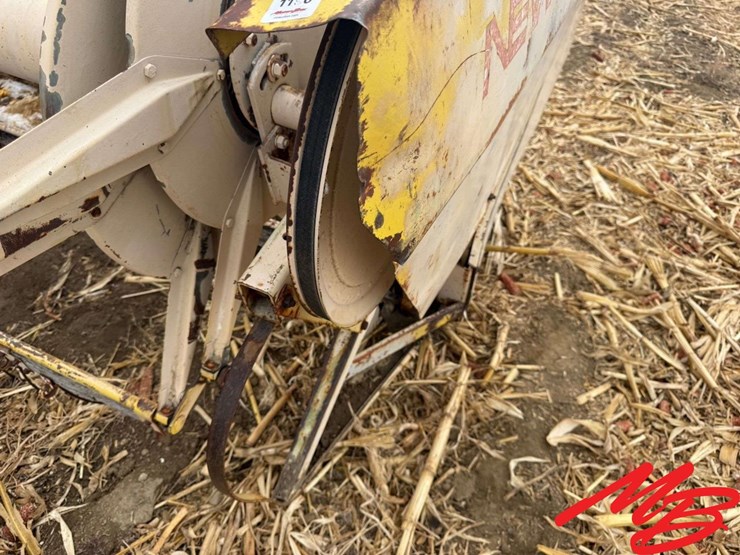 new-holland-960-image-12