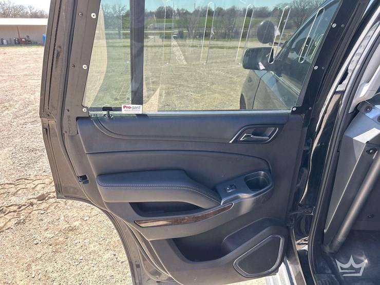 2017-chevrolet-tahoe-image-20