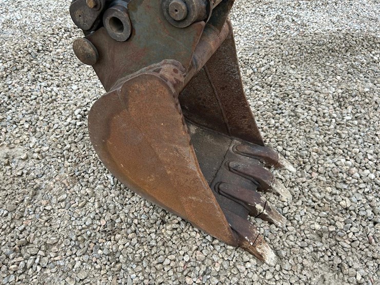 2015-kubota-u35-4-image-8